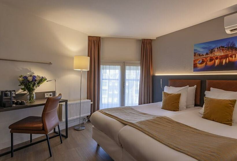 اتاق استاندارد سه نفره, Avenue