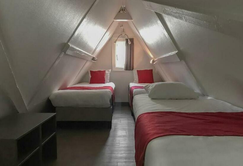 اتاق خانوادگی, Avenue