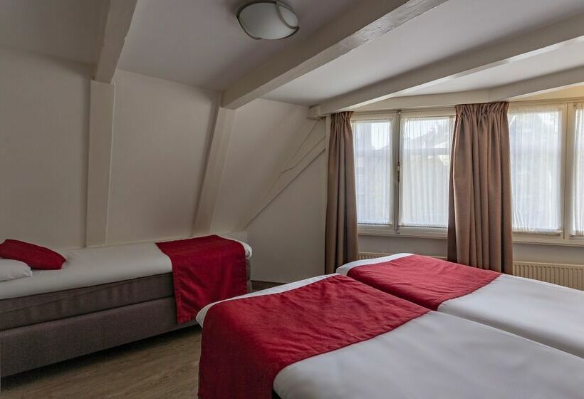 اتاق خانوادگی, Avenue