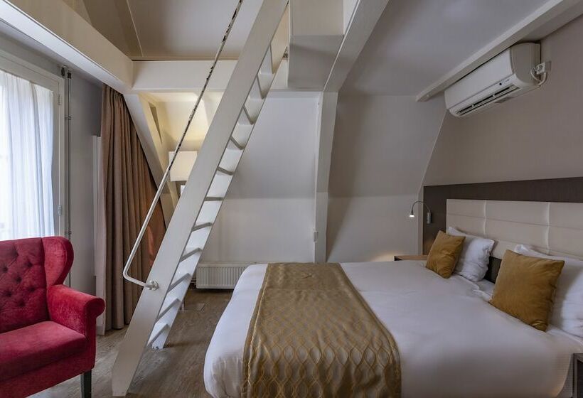 اتاق خانوادگی, Avenue