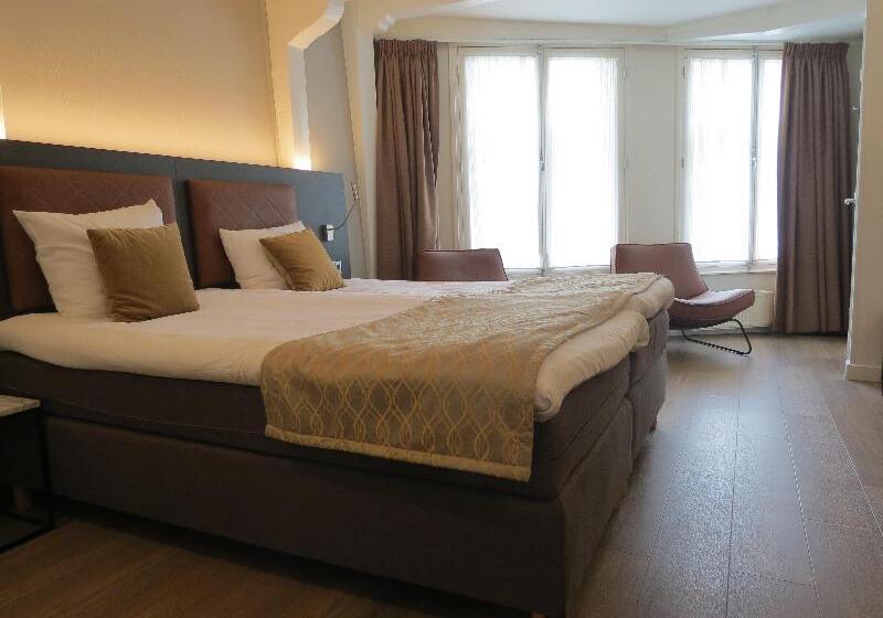 اتاق استاندارد سه نفره, Avenue