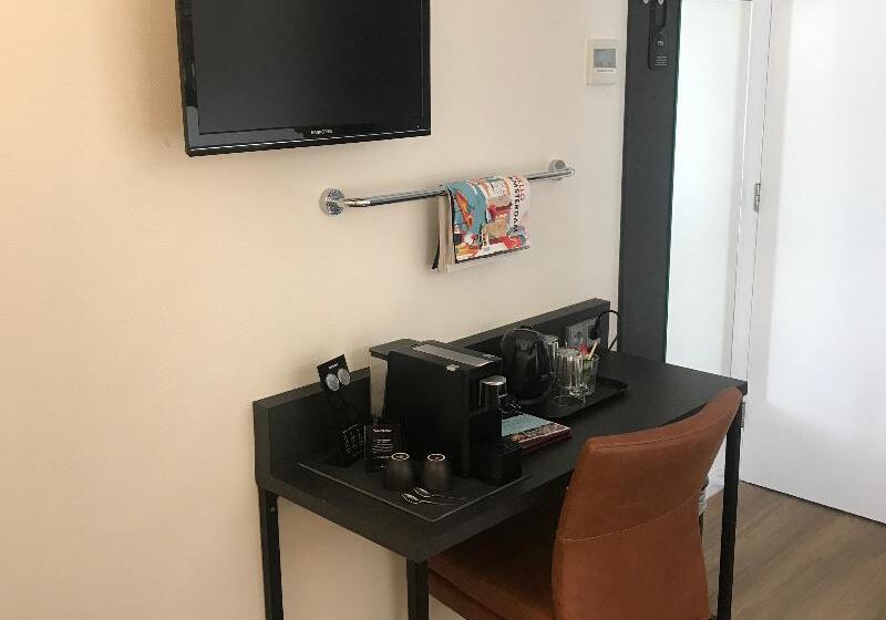 اتاق استاندارد, Avenue