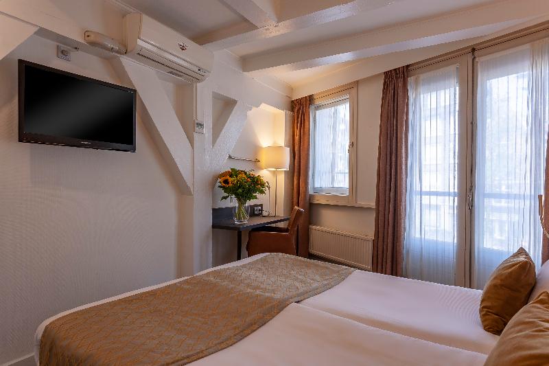 اتاق استاندارد چهار تخته, Avenue