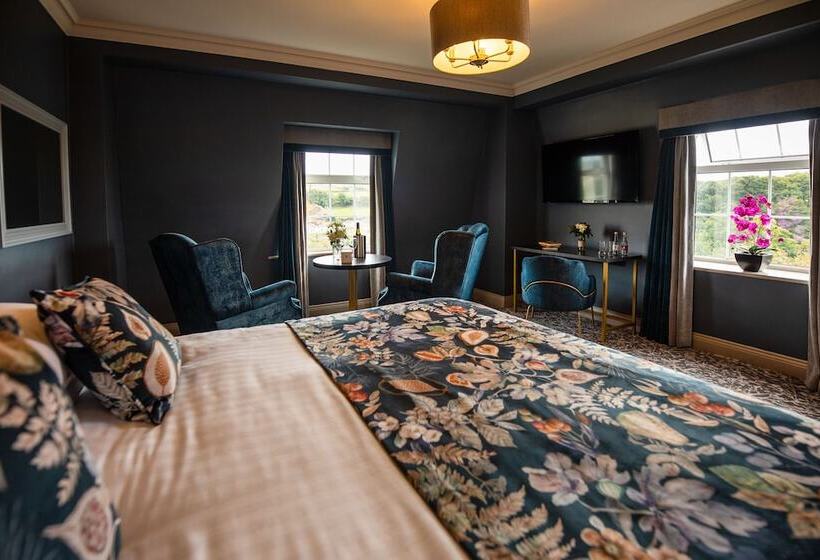 חדר סטנדרט, Falls Hotel & Spa