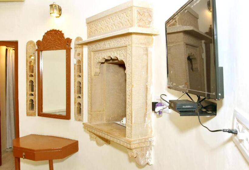 اتاق لوکس با چشم‌انداز باغ, Himmatgarh Palace Heritage Boutique