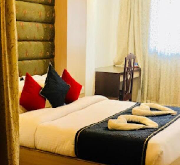 اتاق استاندارد یک نفره, Prag Continental