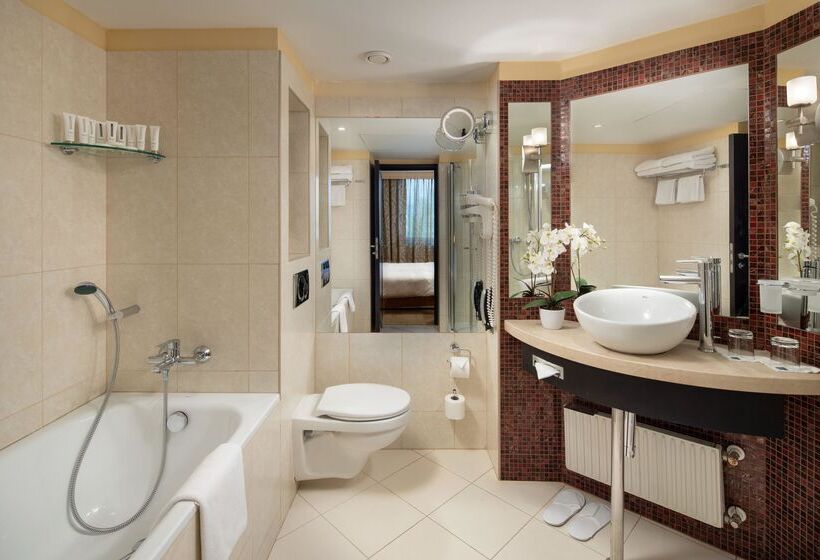 スイート, Verdi Budapest Aquincum