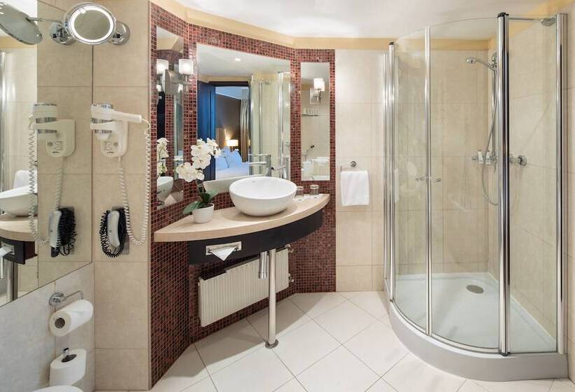 スイート, Verdi Budapest Aquincum