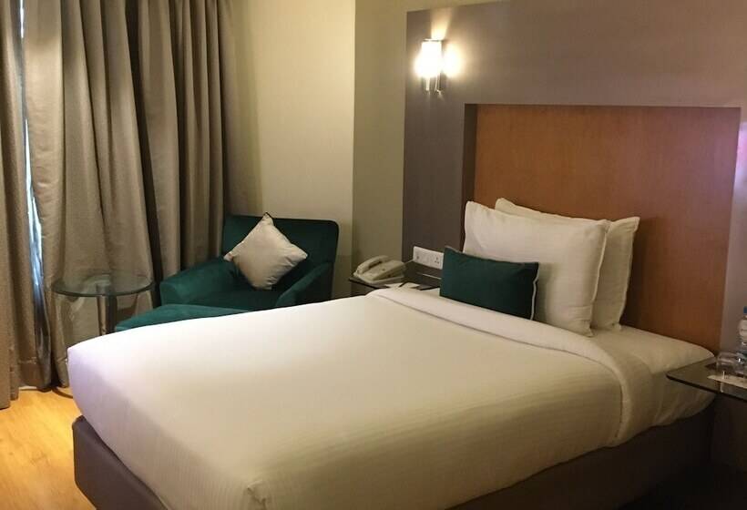 اتاق پرمیوم, The Golkonda