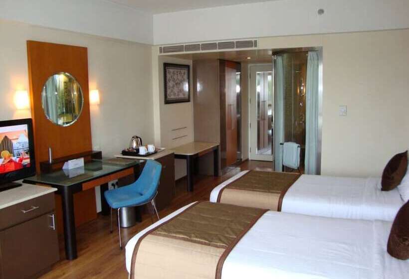 اتاق پرمیوم, The Golkonda