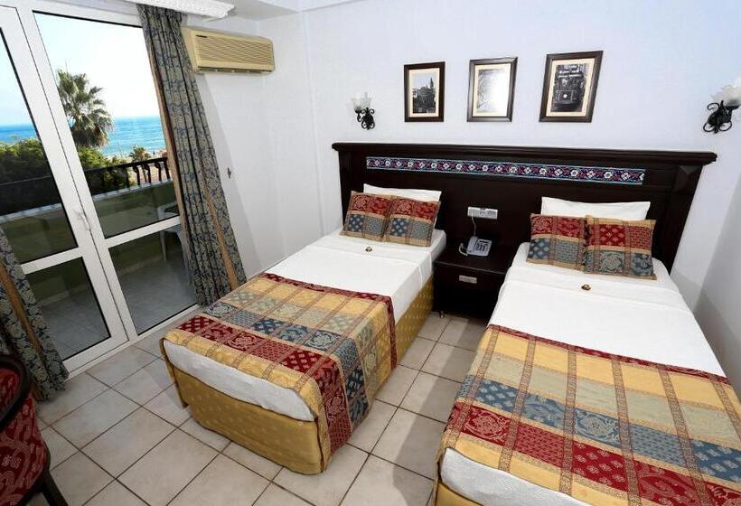 Balkonlu Standart Oda, Big Blue Sky Hotel   All Inclusive
