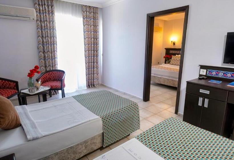 Семейный Номер, Big Blue Sky Hotel   All Inclusive