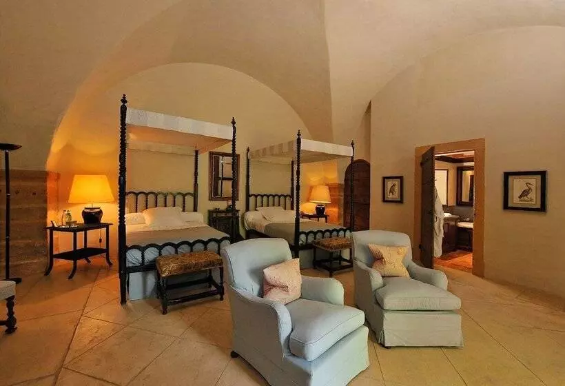 クラシックスイート, Chateau De Bagnols