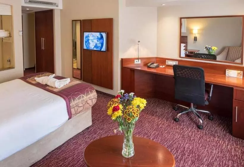 スタンダードルーム, City Lodge Hotel Gqeberha