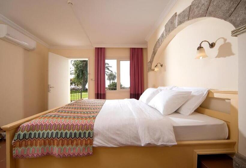 Номер Deluxe, Club Resort Atlantis