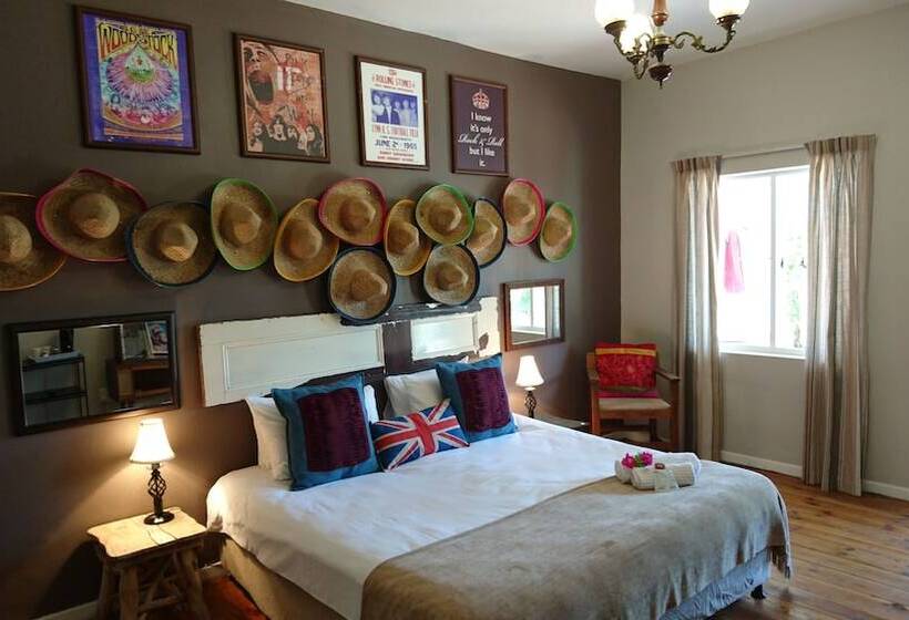 خانه 1 خوابه, Fairy Knowe