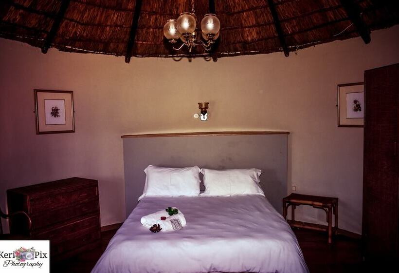 اتاق خانوادگی, Fairy Knowe