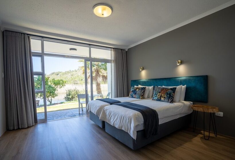 اتاق استاندارد, Fairy Knowe