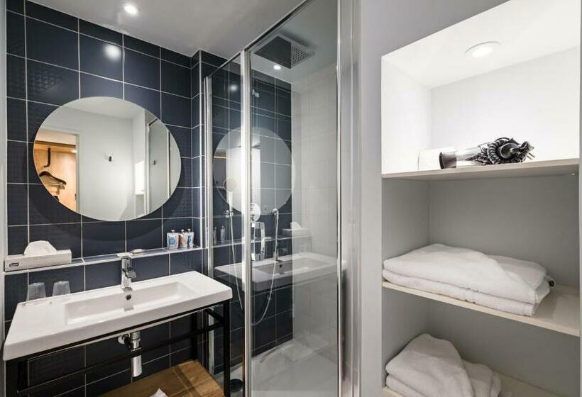 이그제큐티브 룸 킹사이즈 침대, Golden Tulip Aix En Provence