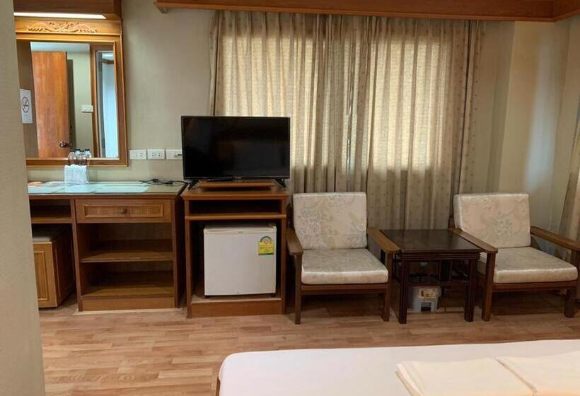 수피리어 룸, Imperial Sakon