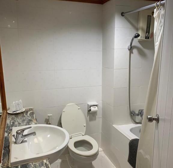 수피리어 룸, Imperial Sakon