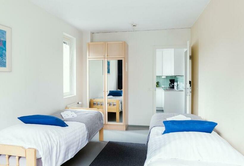 غرفة قياسية فردية حمام مشترك, Islo Hostel