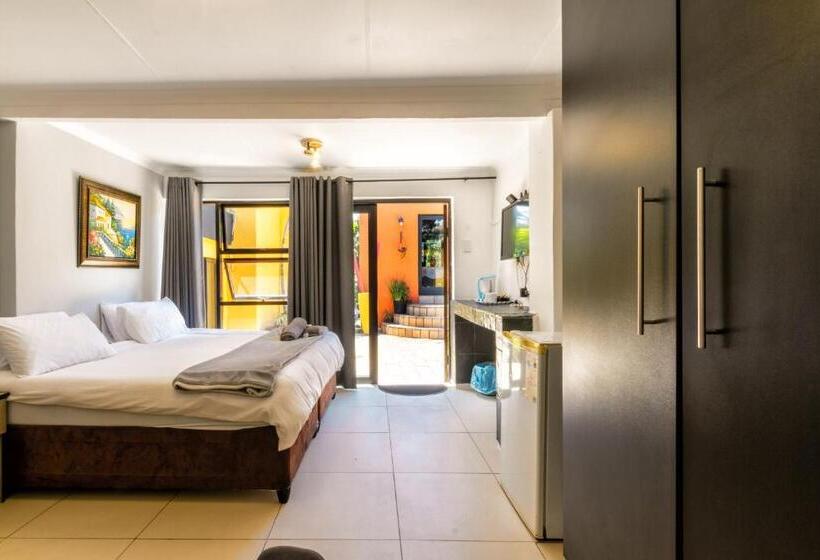 סוויטה קלאסית, Linden Guest House