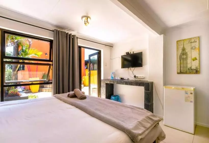 سوئیت کلاسیک, Linden Guest House