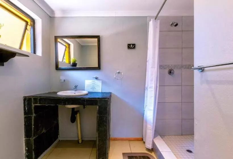 اتاق استاندارد, Linden Guest House