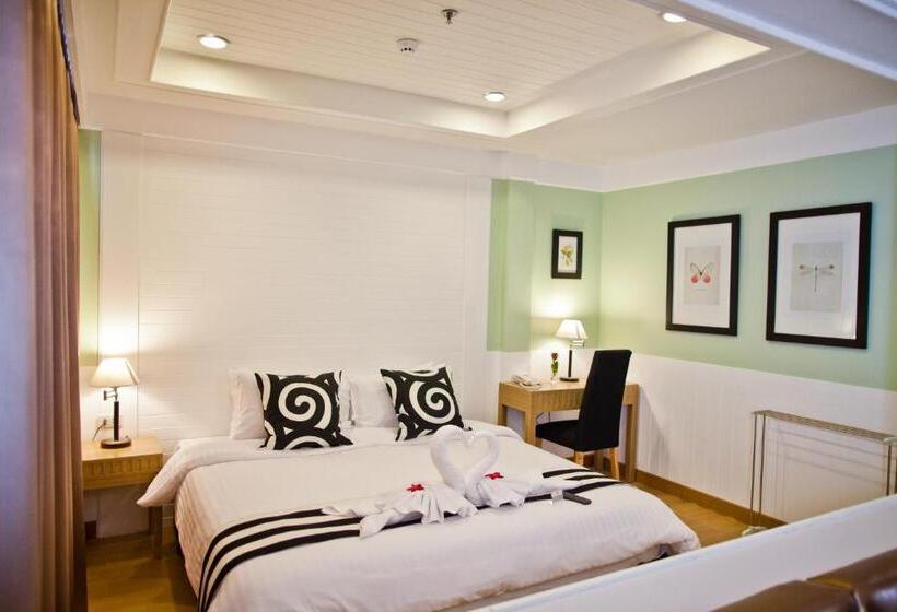 ジュニアスイート, Paradise