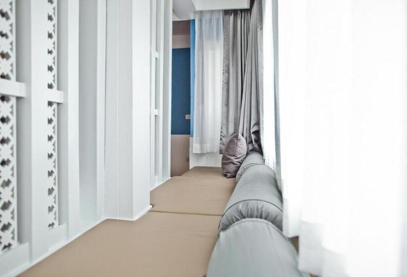 Семейный Номер, Paradise