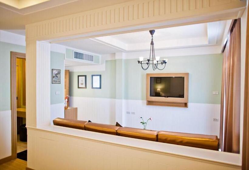 バルコニー付きジュニアスイート, Paradise