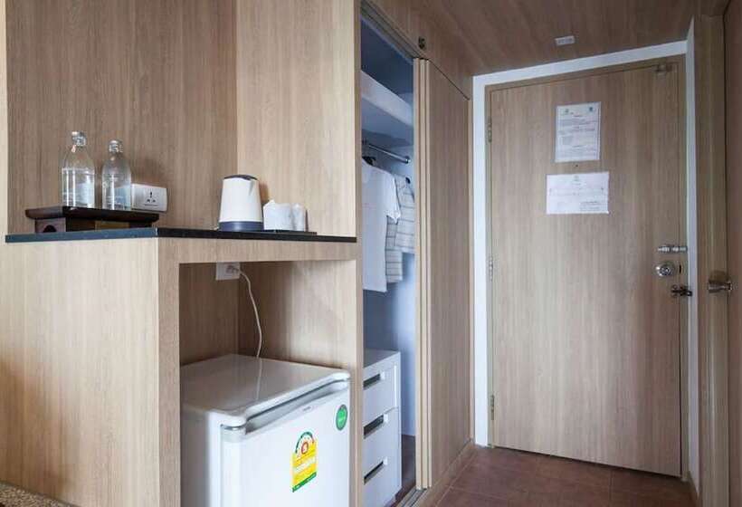 اتاق سوپریور, Royal Palace