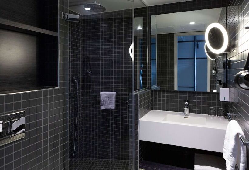 غرفة سوبيريور, Scandic Helsinki Aviacongress