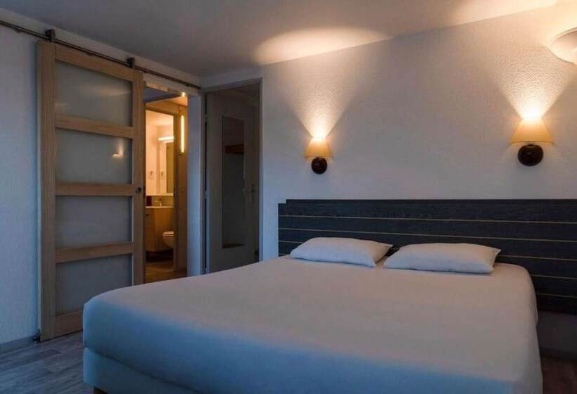 סוויטה משפחתית, Brit Hotel Confort Morlaix