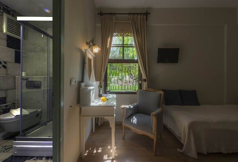 Номер Стандарт Трехместный, Kalehan