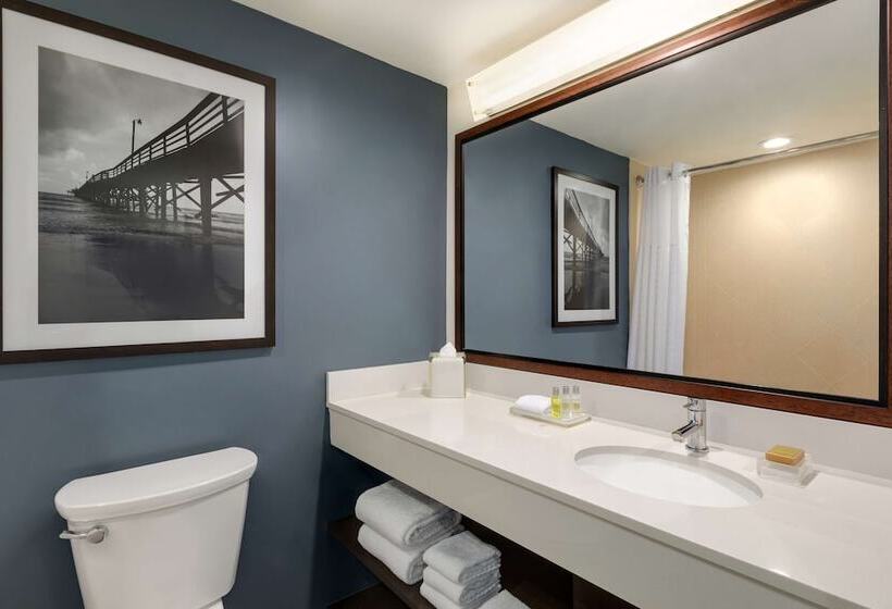 Mozgáskorlátozott Suite, Doubletree Resort By Hilton Myrtle Beach Oceanfront