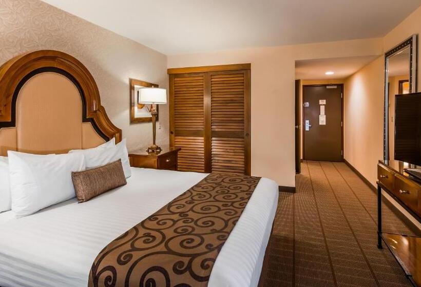 غرفة قياسية مزوَّدة بشُرفة, Best Western Plus Boomtown Casino