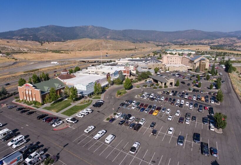 جناح مزوَّد بشرفة, Best Western Plus Boomtown Casino