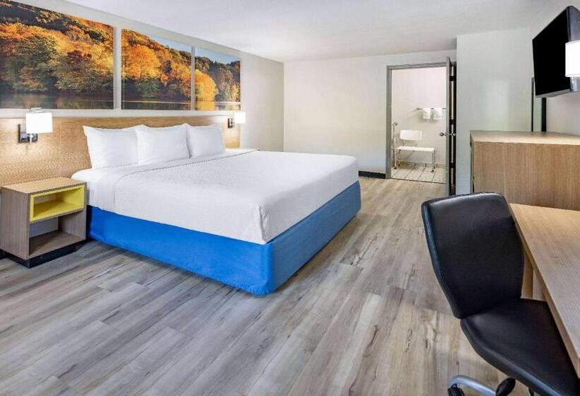 غرفة قياسية سرير كينج لذوى الإحتياجات الخاصة, Days Inn By Wyndham Spartanburg Waccamaw