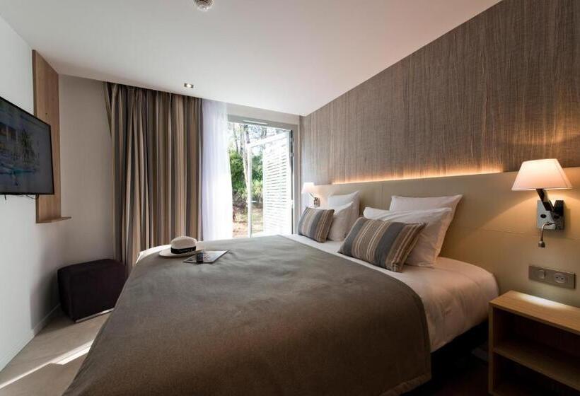 주니어 스위트 킹사이즈 침대, Golden Tulip Sophia Antipolis   Hotel & Spa