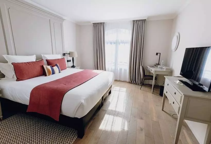 Pokój Comfort, Hostellerie Cèdre & Spa Beaune