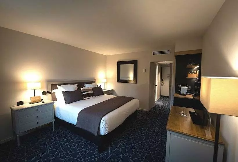 Pokój Rodzinny, Hostellerie Cèdre & Spa Beaune