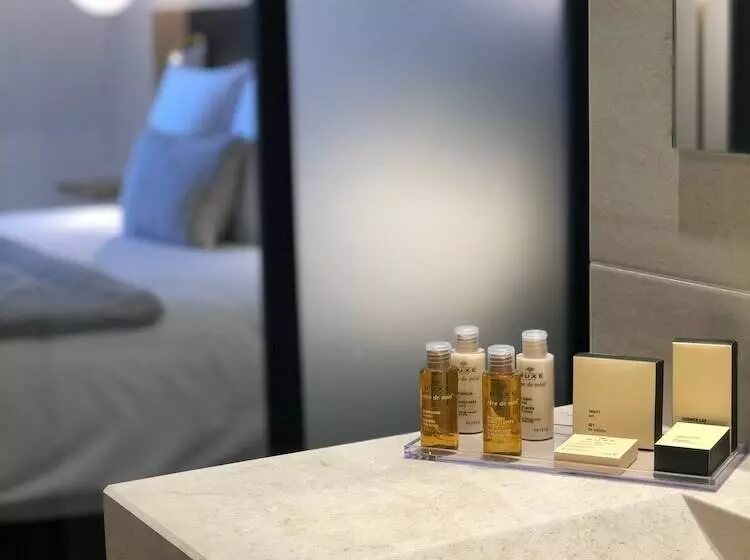Junior Suite, Hostellerie Cèdre & Spa Beaune