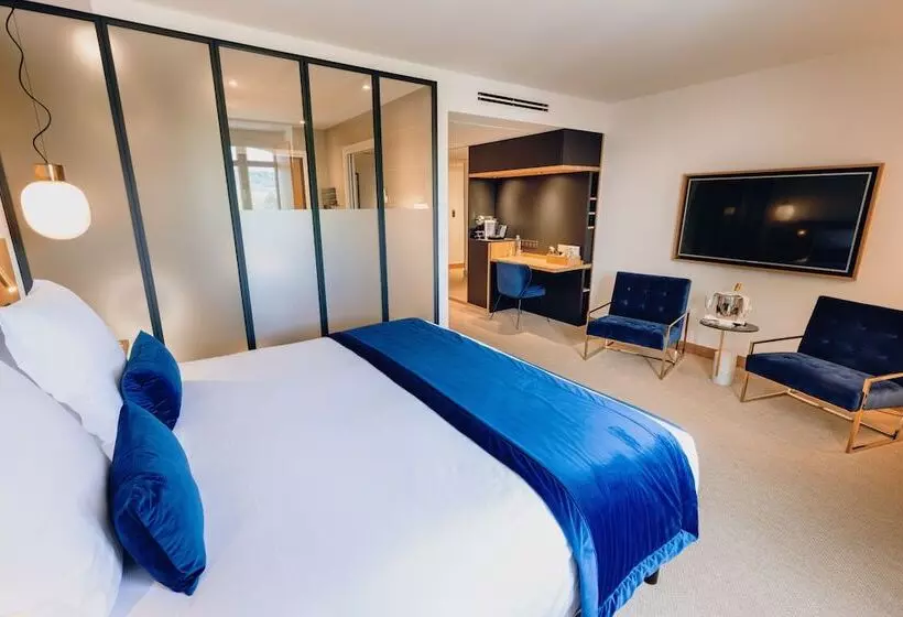Junior Suite, Hostellerie Cèdre & Spa Beaune