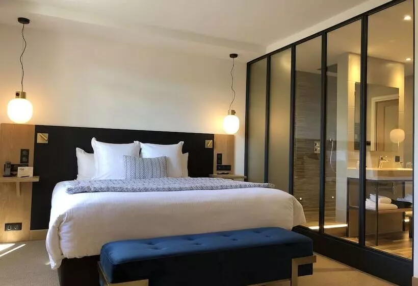 Junior Suite, Hostellerie Cèdre & Spa Beaune
