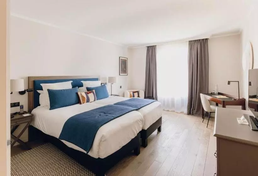 Pokój Rodzinny, Hostellerie Cèdre & Spa Beaune