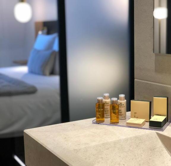 Полулюкс, Hostellerie Cèdre & Spa Beaune