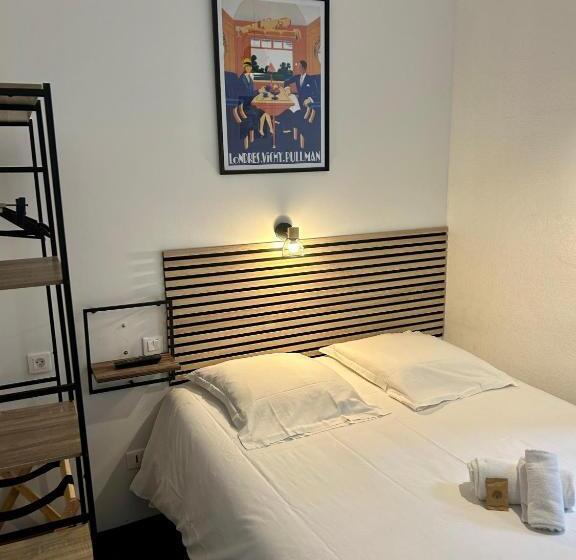 غرفة كومفورت فردية, Hôtel & Restaurant Le Patio Vichy