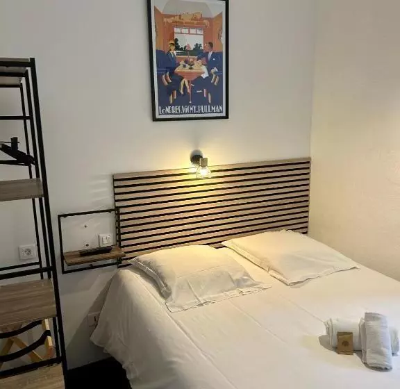 اتاق راحتی یک تخته, Hôtel & Restaurant Le Patio Vichy